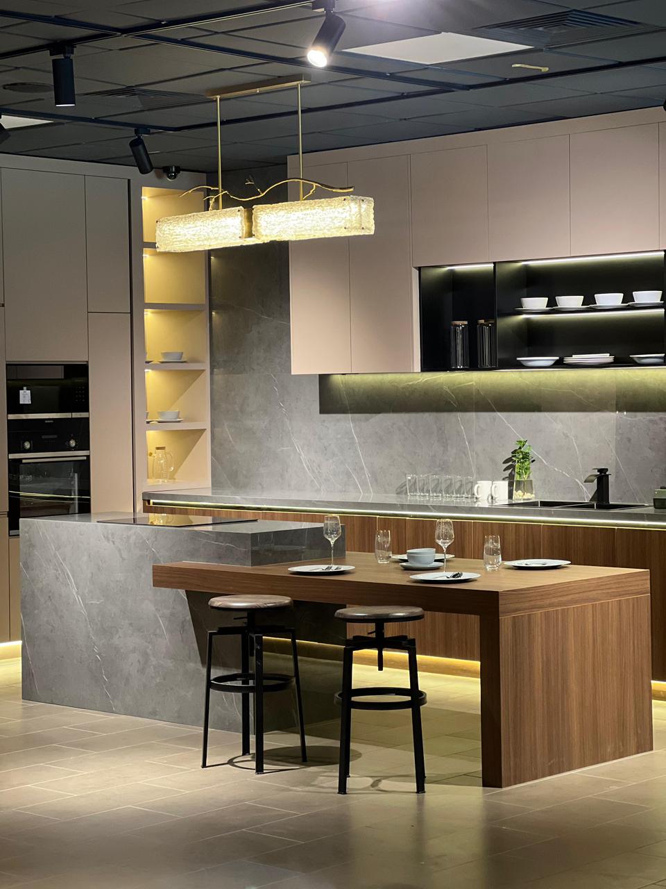 luxury kitchen cabinets Dubai design
